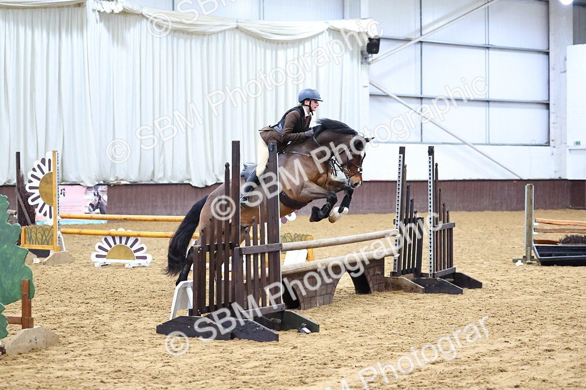 SBM_003513 - Class 37 - 80cm Training Stakes