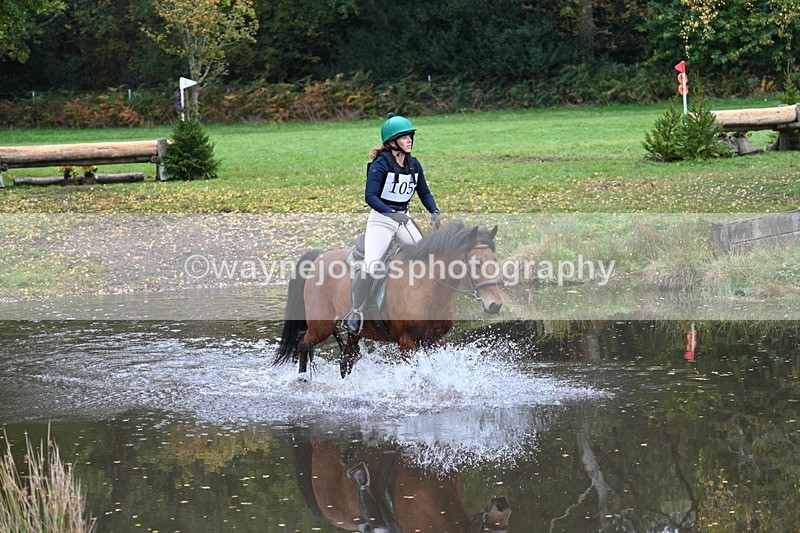 WJ7_3253 - Time 10:47 to 11:11 at the water