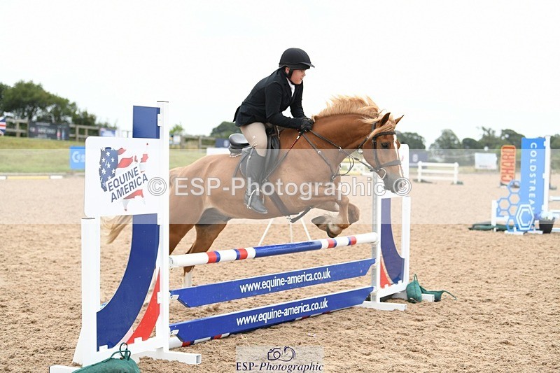 250807-102604-00138 - 70cm Round 1