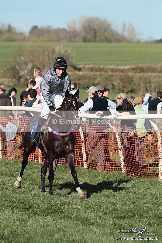 PtP 210326 845 - VWH Cirencester Races 21/03/26