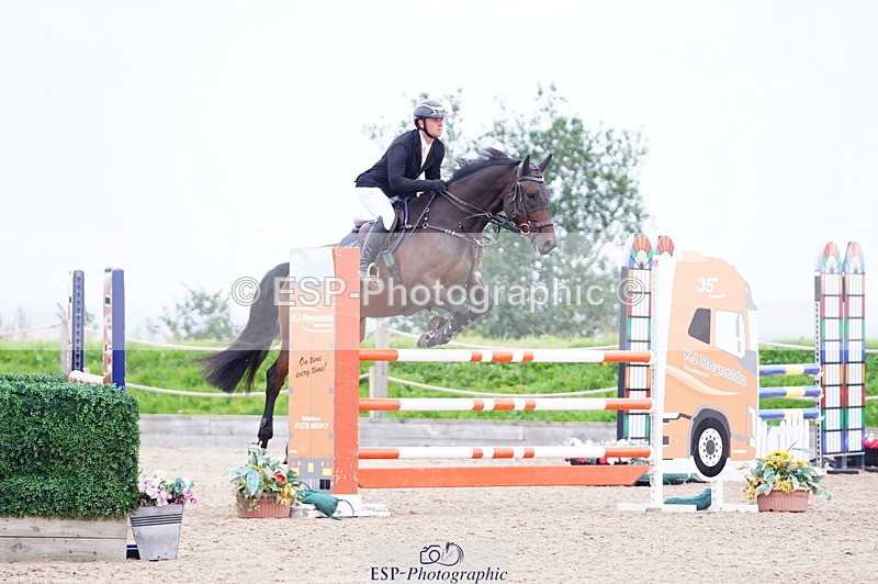 240803A-113856-07466 - Cls 29 Snr Foxhunter