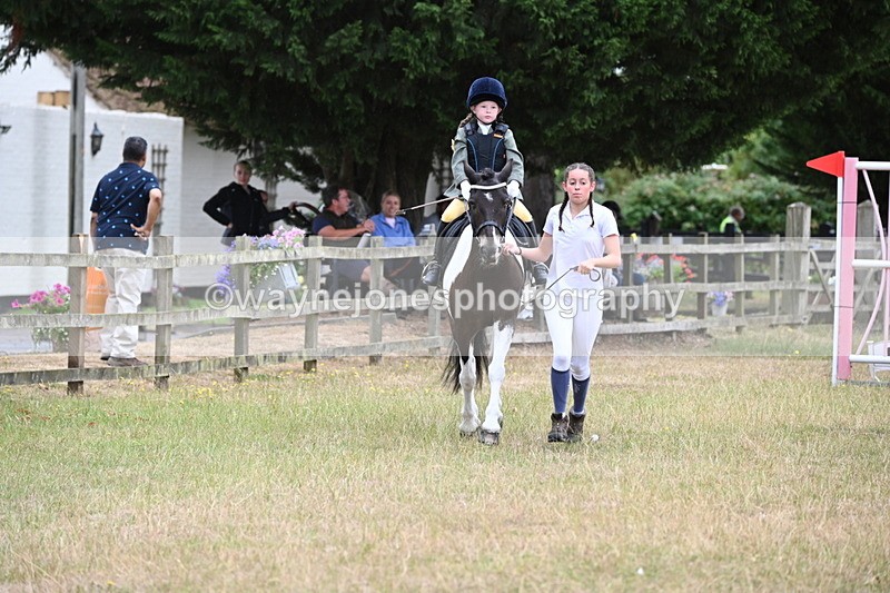 WJ6_9343 - Class 12 Minimus Jumping 45cm