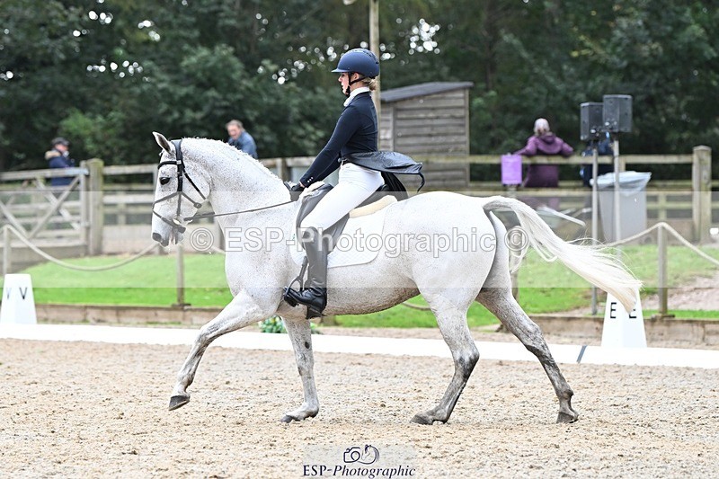 231019-152638-04476 - 063-TOMGAR.GRACE-Annie.Smith-DR