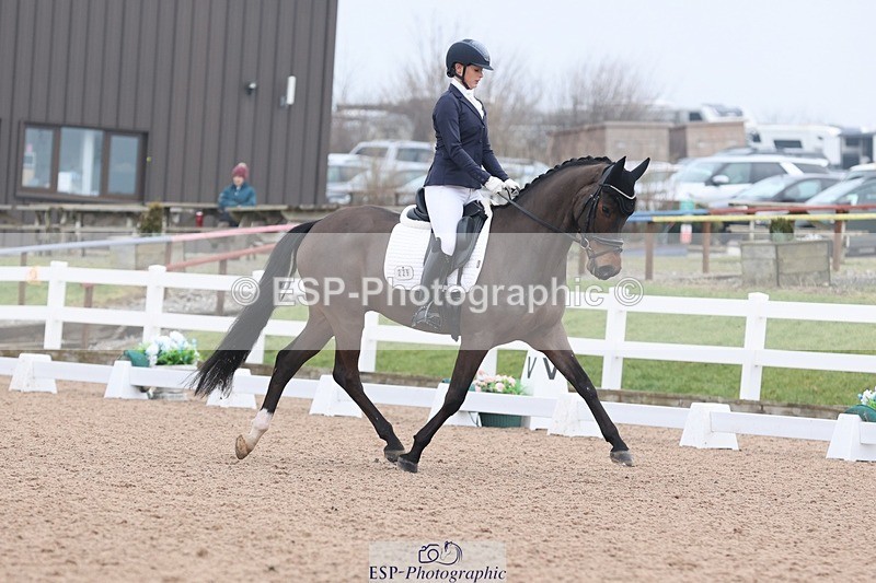 250216-095106-04946 - 229-Tara.Faulds-Platinum.SNW