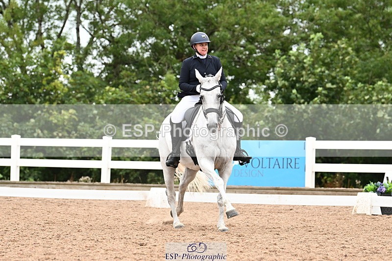 240815A-140200-01918 - 139-Chloe.Makepeace-Beechfield.Diamond