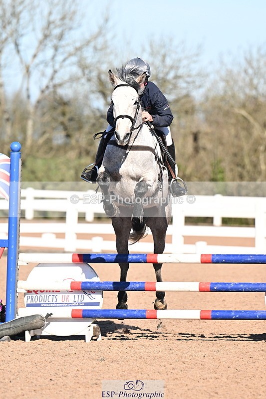 260318B-100146-00041 - Clear Round & Brit Nov 90cm