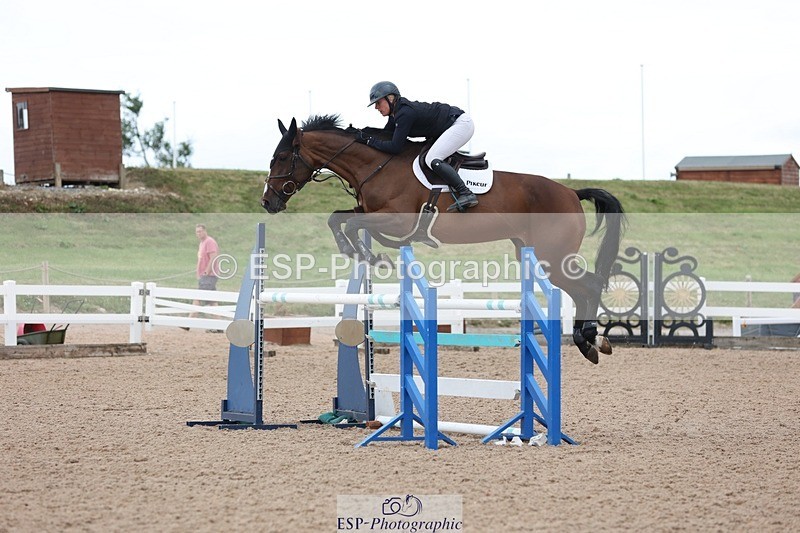 250625-150340-01287 - Cls 6 Foxhunter and 1.20m Open