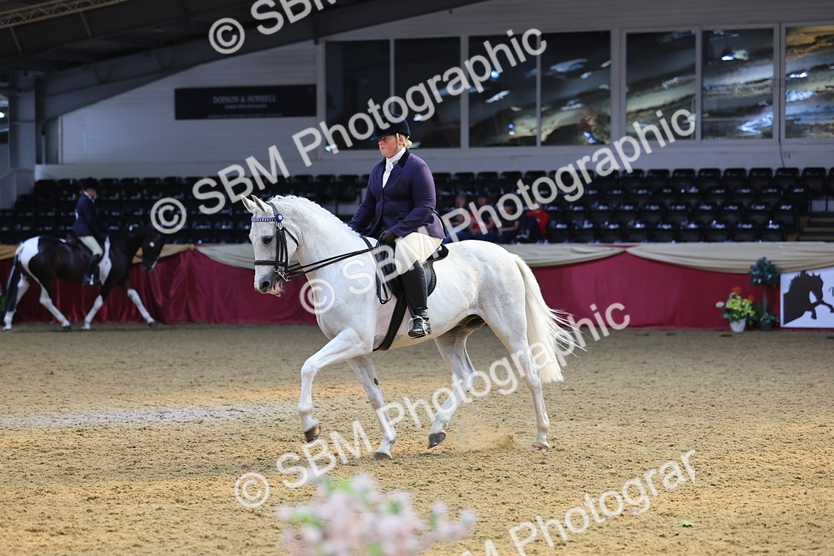 SBM_24552 - Class 906 - Supreme Final - Ridden Pre Vet