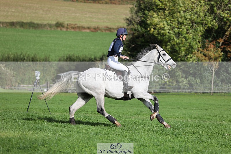 241025-123150-08080 - 143-Courtney.Romcke-KILBALLYBOY.SURPRISE