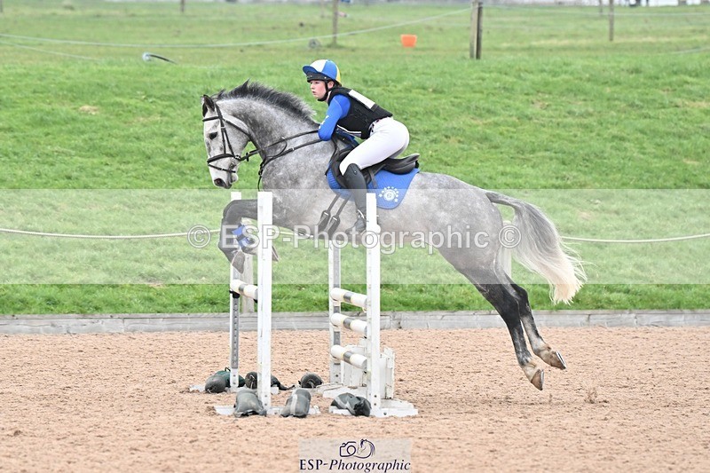 250118-135730-01374 - Cls 3A&B 90cm 13.20 to Coursewalk