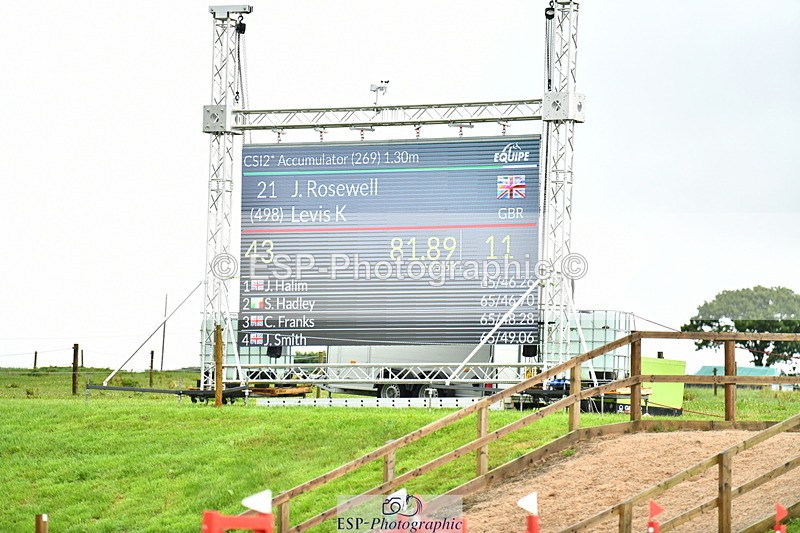 230723A-100111-10742 - Cls 4, 2 Star Small 1.30m