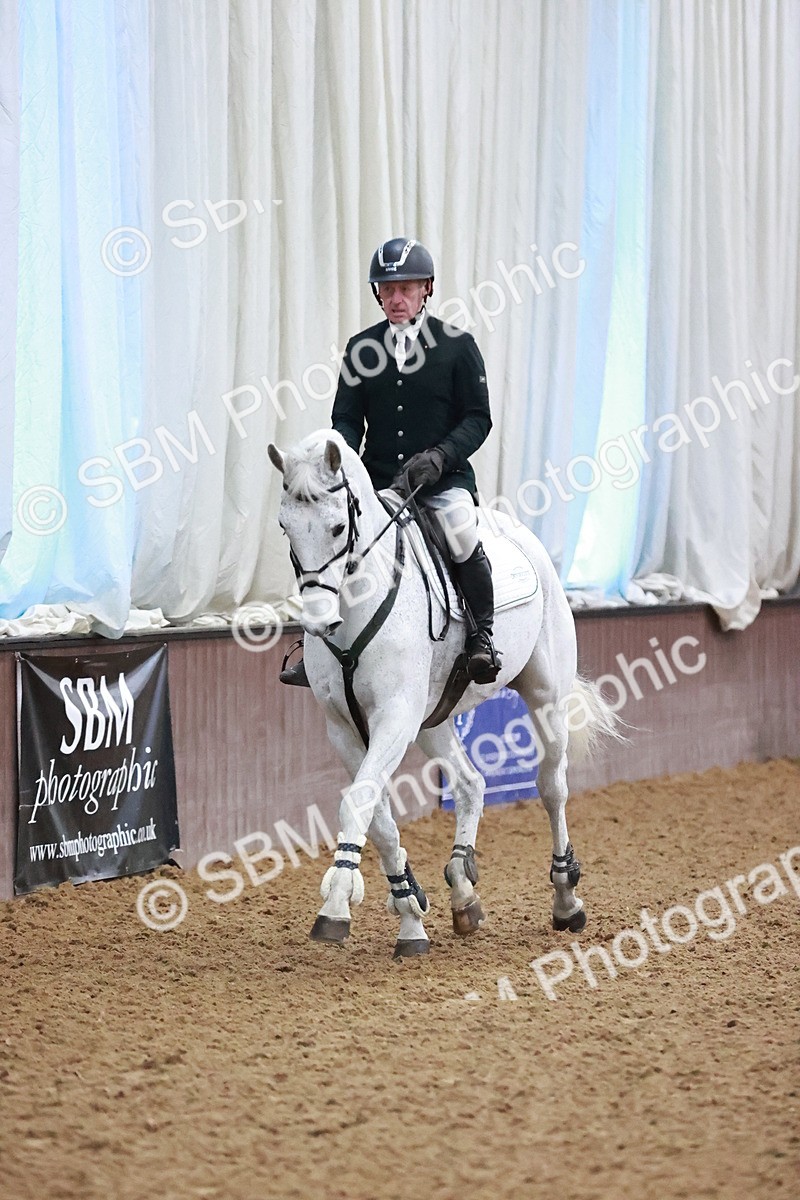 SBM_001571 - Class 5 - Senior Foxhunter 1.20m