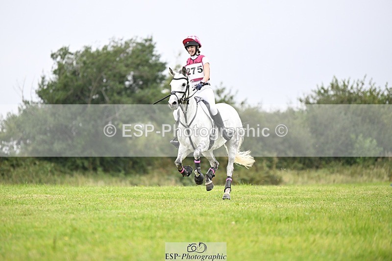 240831A-154509-05032 - 275-Isabella.Hooton-BALLYLEE.SILVER.PRINCE