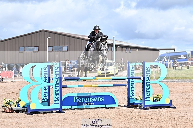 250731-112851-00572 - Cls 02 Snr Fox 1st Rnd