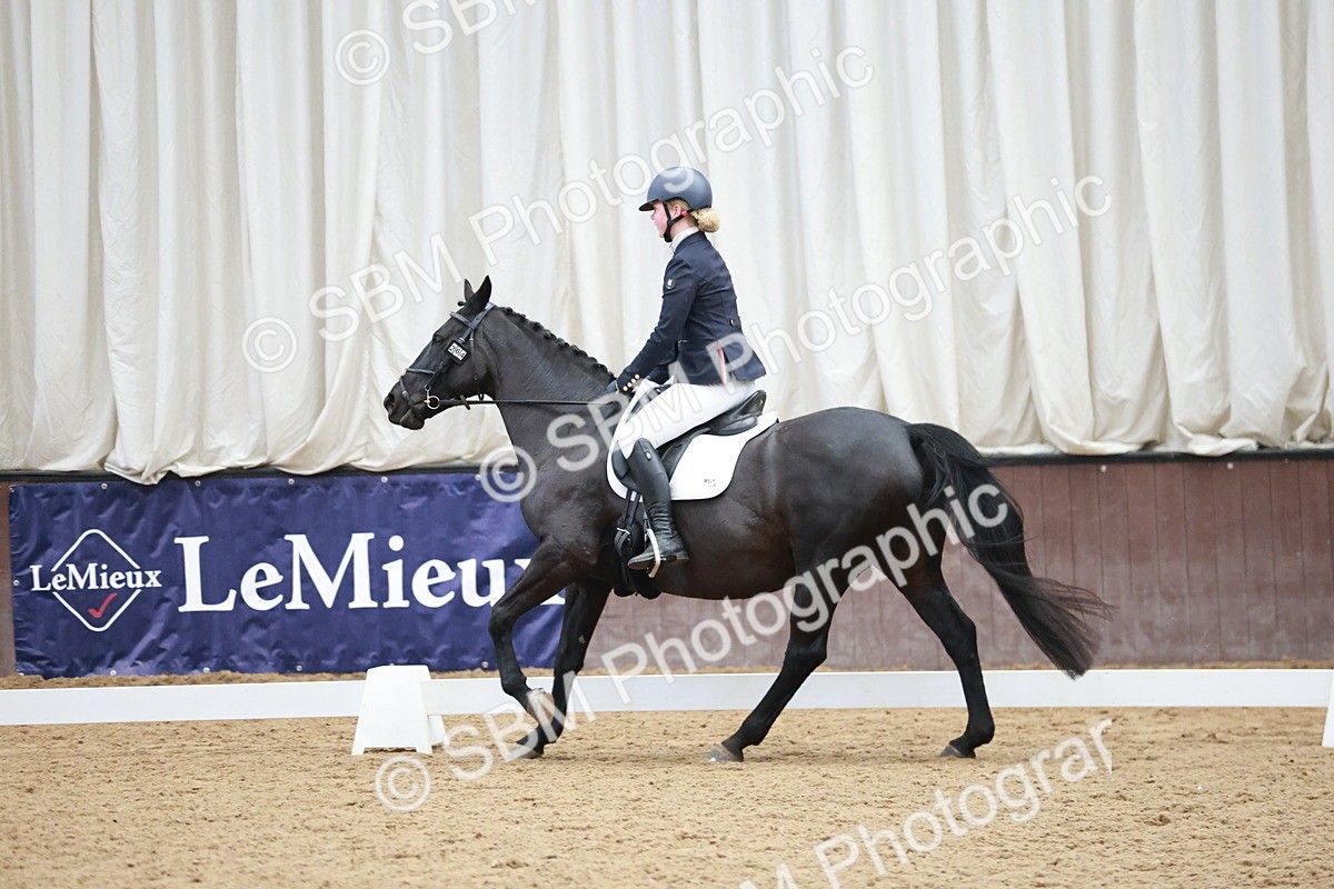 SBM_003925 - Class 2 - Novice 2020