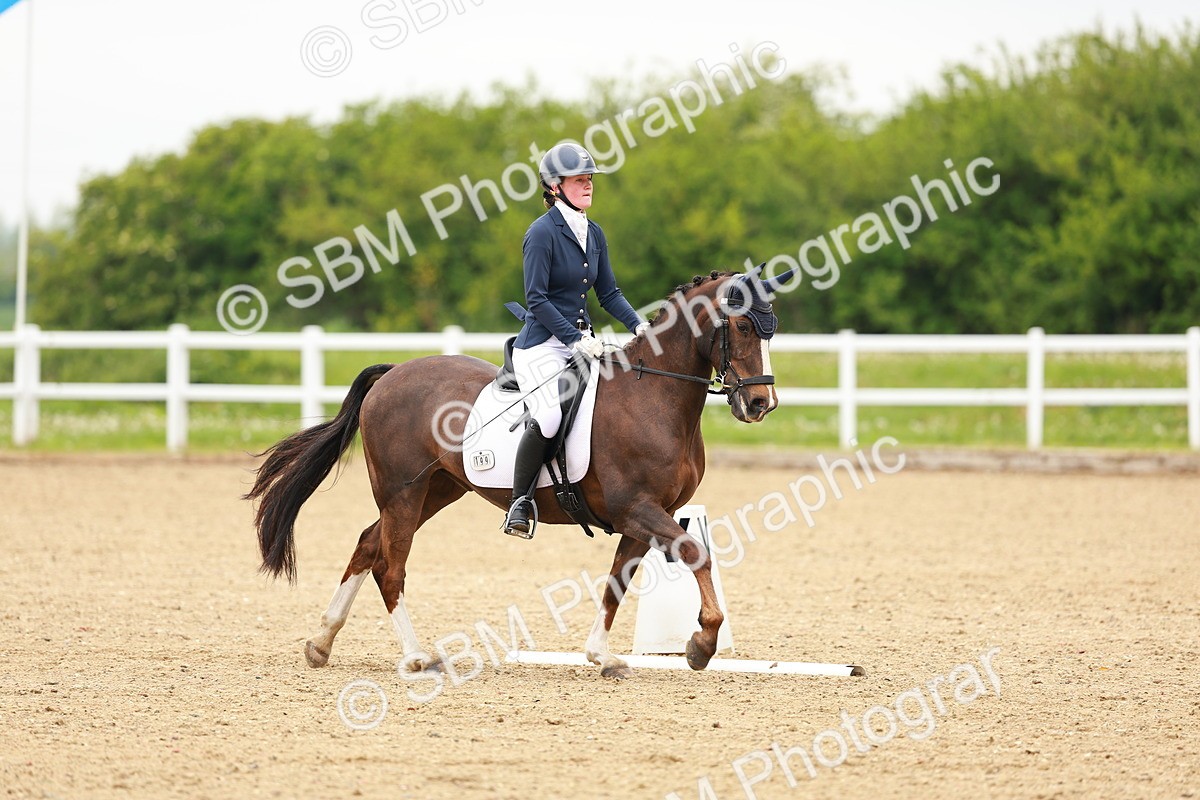 SBM_004983 - Class 15 - Novice 5