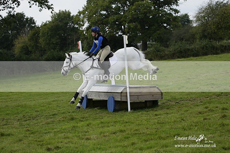 WWHT 171021 2376 - Novice Pairs (0.80m)  17/10/21