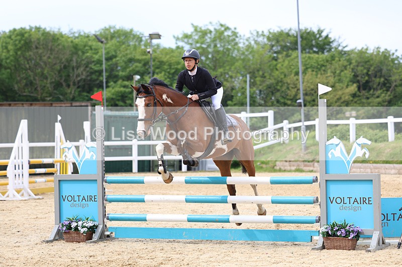 3E7A8602 - Class 4: Senior British Novice/90cm open