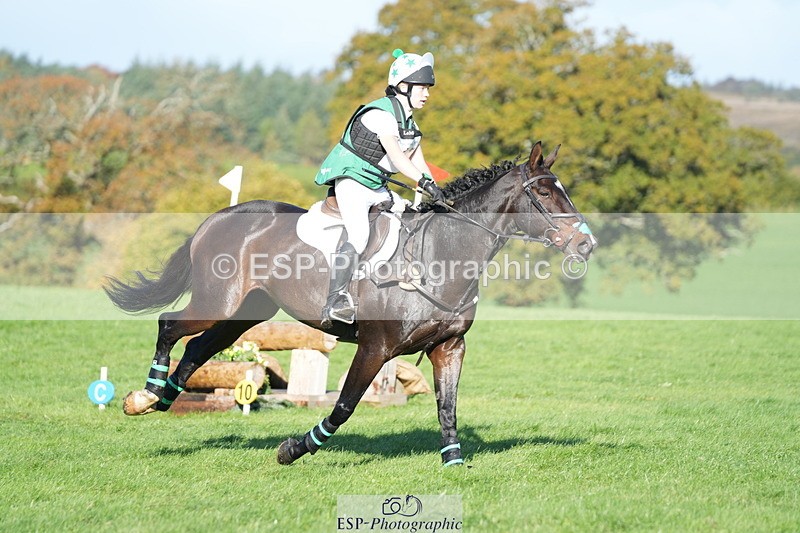 251024A-110855-07119 - A-012-Beth.Hobden