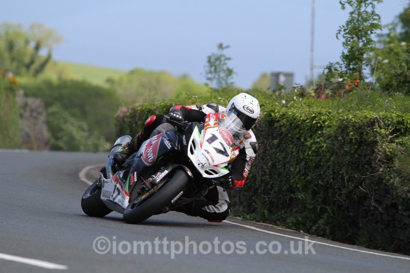Dan Kneen Suzuki / Cookstown B.E.Racing - Dainese Superbike Race 2014