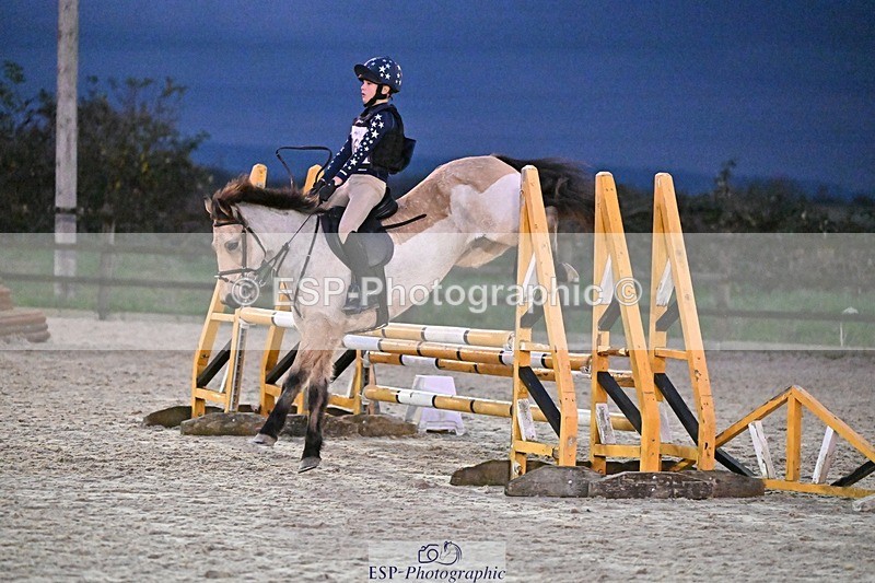 241110-164840-01496 - 90-95cm Arena Eventing