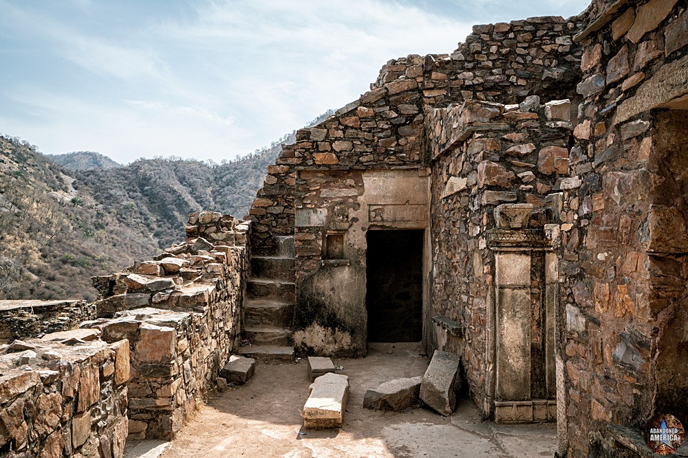 Abandoned Bhangarh Fort, India | Half There - ABANDONED INDIA