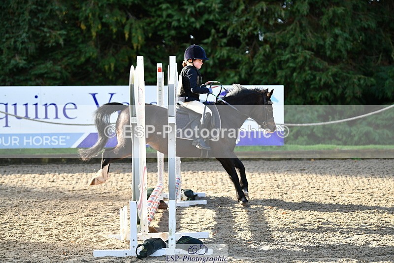 251004A-092340-00149 - Classes 1-2-3 40cm