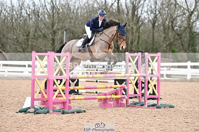 250112-112910-01044 - Cls 19 Snr 1.05m Open