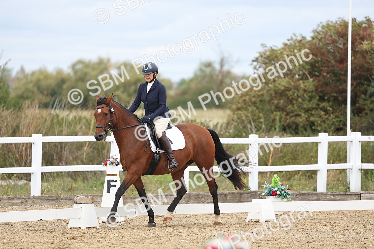 SBM_002575 - Class 7 - Novice 2 Warm Up