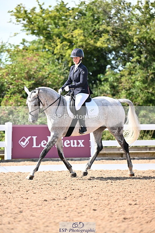 240816A-143832-05460 - 257-Looby.Marsden-RAINBOW.DREAM