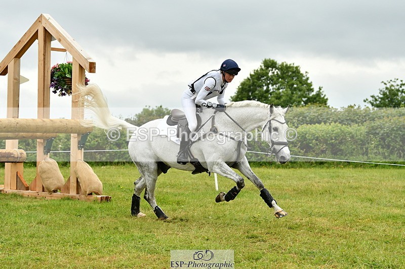 250524A-105215-09232 - A-066-Jemima.Howden-MONBEG.WHISPER