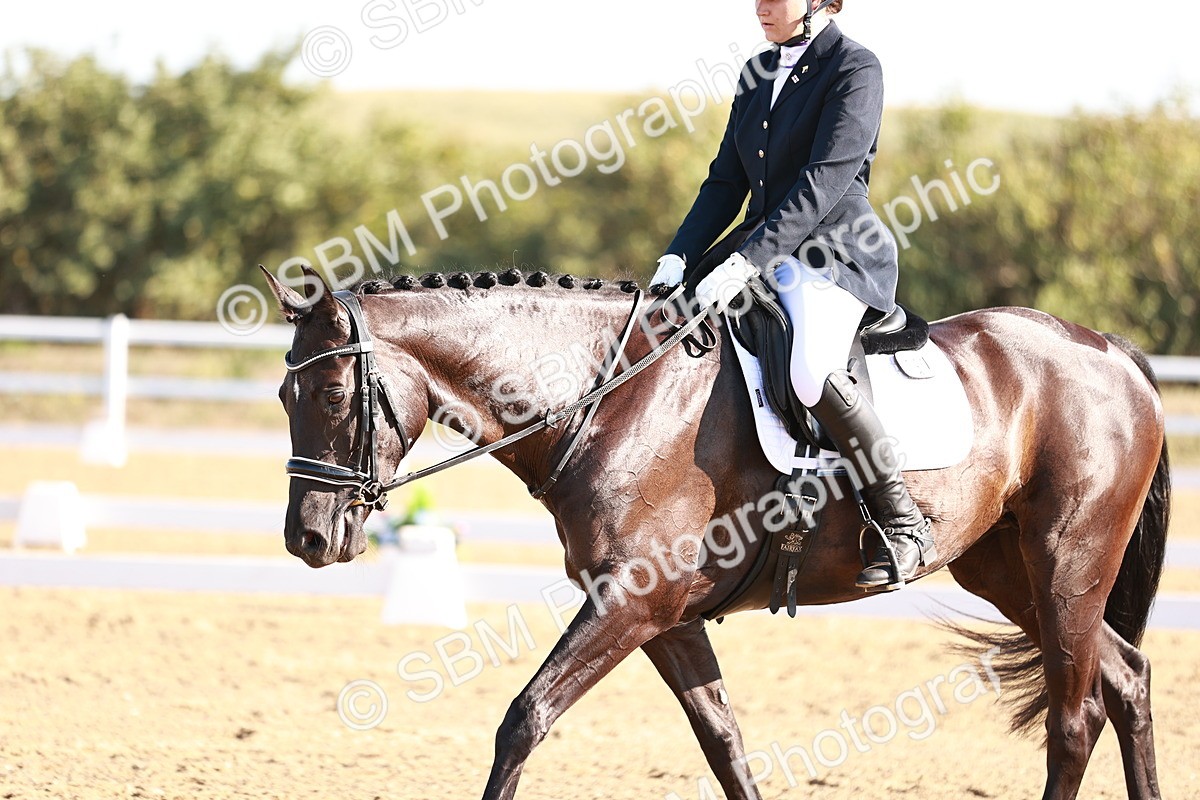 SBM_004298 - Class 12 - Novice 5 - 9.07-10.10