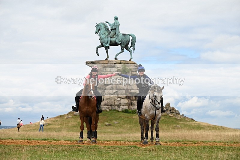DSC_6764 - Time at Statue 12:45 to 13:15