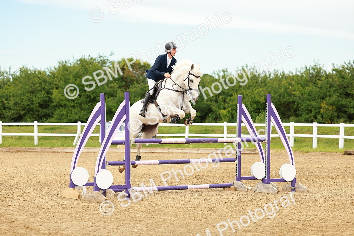 SBM_002099 - Class 4 - Senior Newcomers - 1.10m