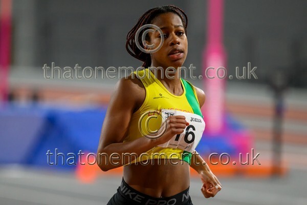 AgeInd25SAT-921577 - Track Female Set One