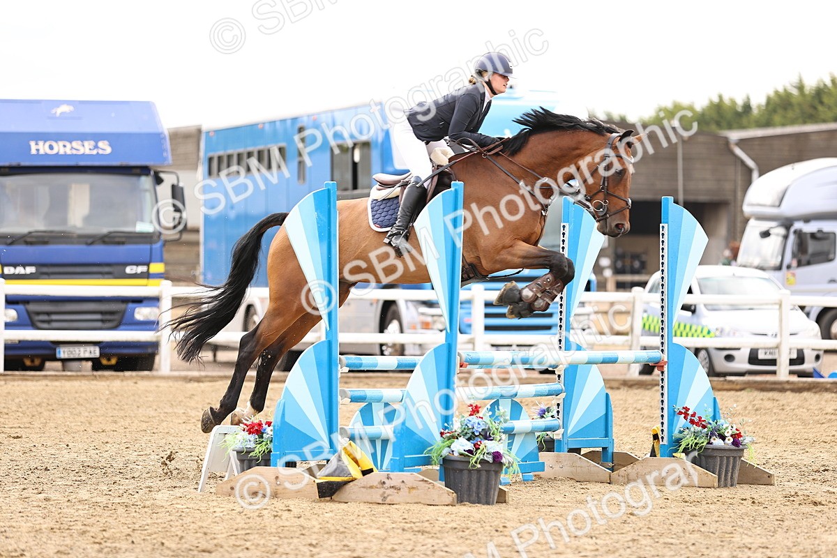 SBM_012775 - Class 13 - Senior British Novice - 90cm Open
