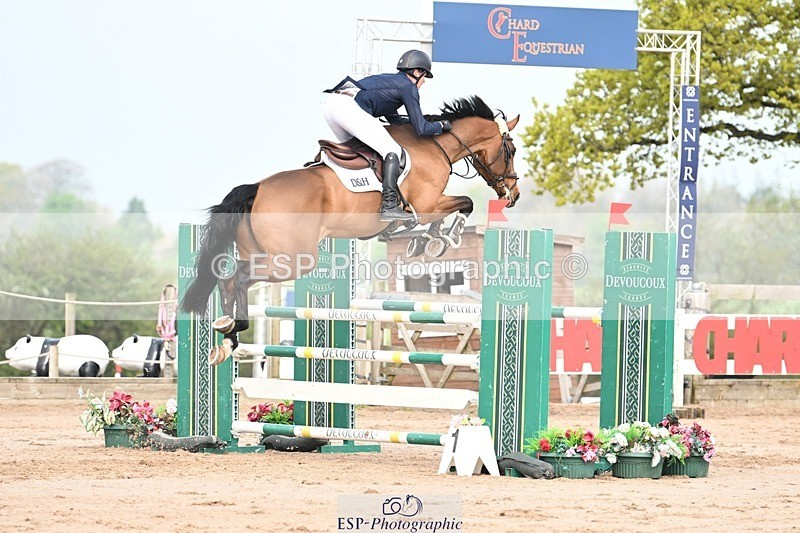 250425-095942-08075 - Cls 2 - 2 Star Small Tour