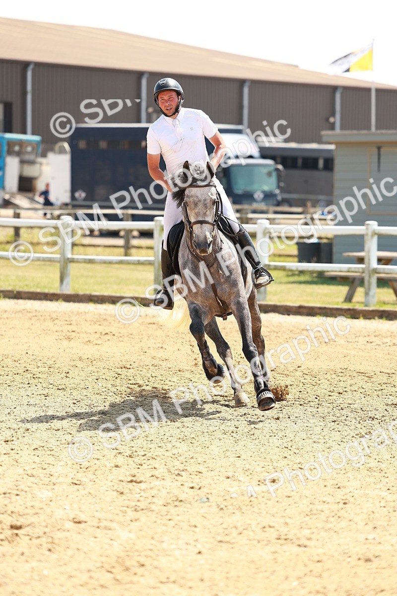 SBM_002070 - Class 5 - Senior Foxhunter - 1.20m