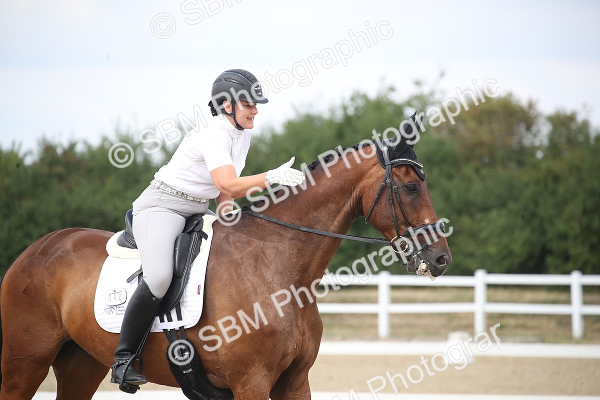 SBM_009060 - Novice 5 - 13.29-14.18