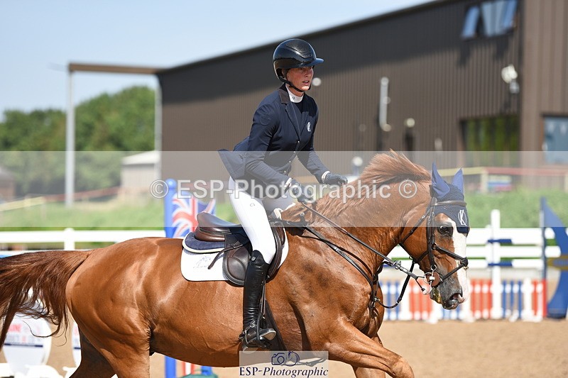 230906A-134216-00487 - Foxhunter & 1.20m Open