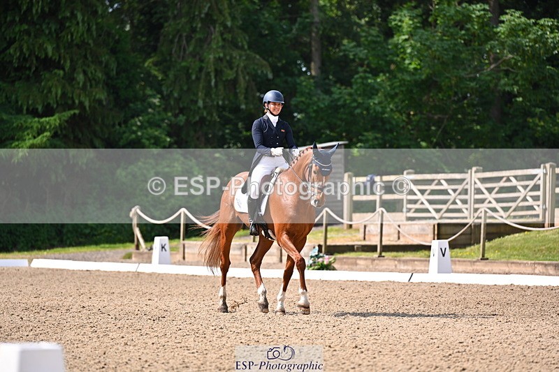 250523A-101731-05889 - C-261-Danielle.Dunn-ICI.DOR.DE.DONNA.CADANZA.Z