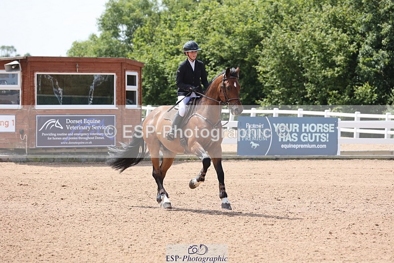 240718A-124432-05210 - Cls 9, 1 Star Bronze Tour 1.10m