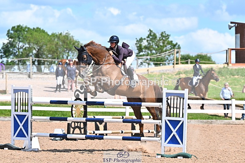 240619A-153121-00844 - Cls 5 Snr Foxhunter and 1.20m Open