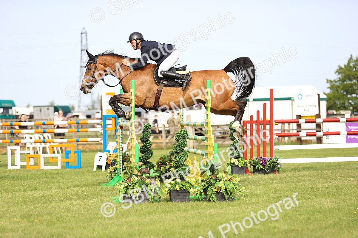 SBM_01158 - Class 200 - Martin Grant Homes Welcome Stakes 1.25m Open