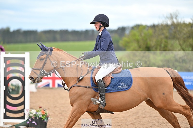 240419A-142624-08540 - Cls 18, 1 Star Silver Tour 1.20m