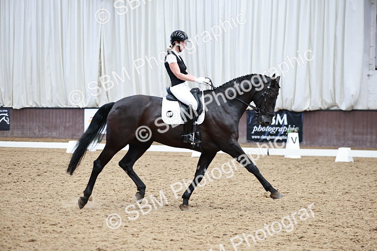 SBM_006447 - Class 16 - Advanced Medium 5 - 16.02-17.22