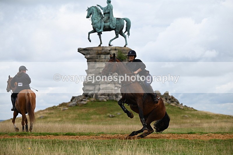 DSC_4292 - Time at Statue 09:50 to 11:09