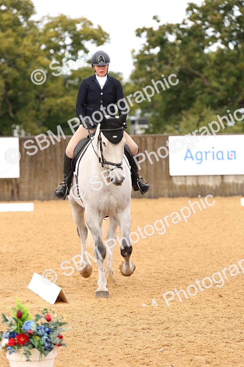 SBM_03442 - D1 - Small Tour Championship Intro 1
