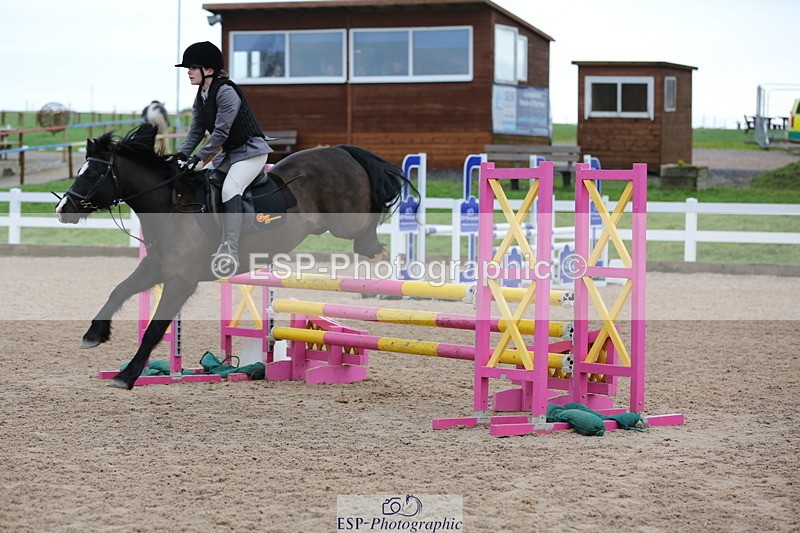 240211A-105306-02258 - Cls 4 Pony Discovery & 90cm Open