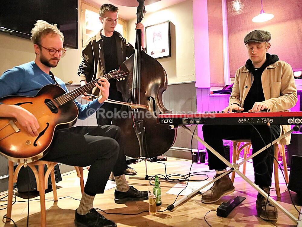 Joe-18 - Joe Webb Music